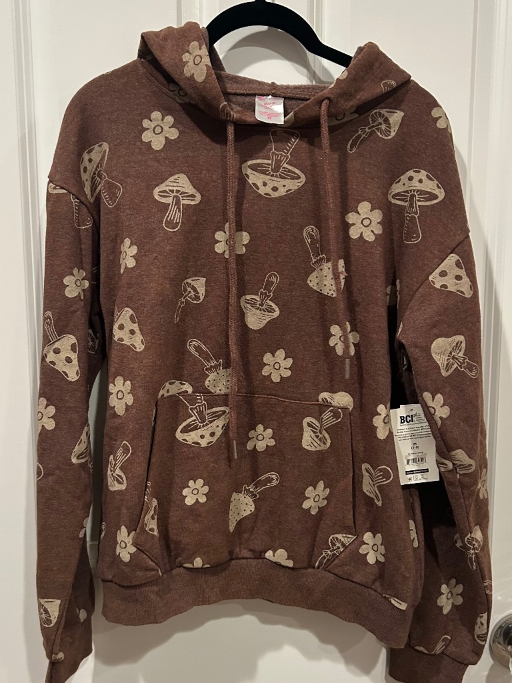 No Boundaries Brown Mushroom Floral Graphic Hoodie Size Medium NWT